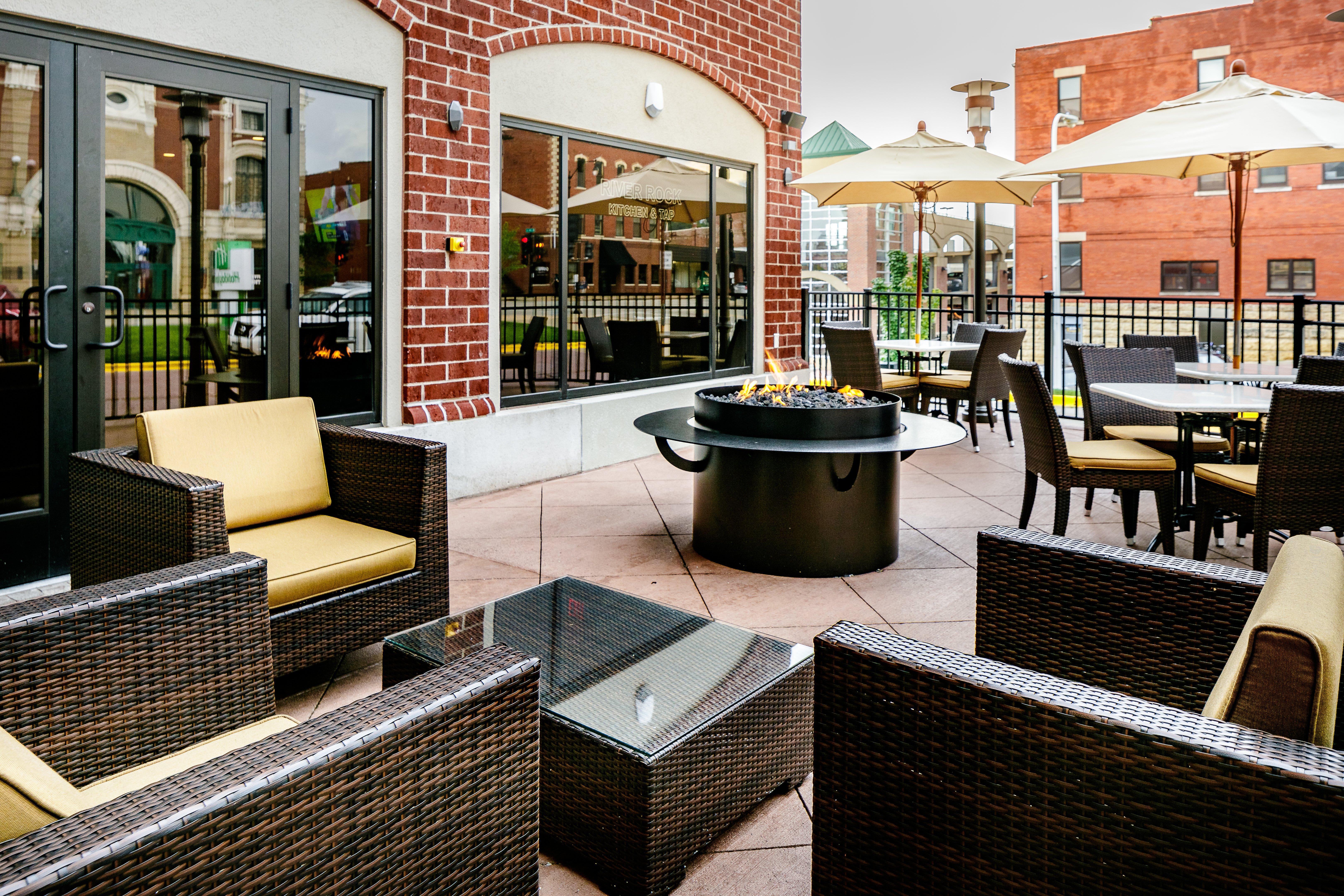 Holiday Inn Dubuque/Galena By Ihg Eksteriør billede