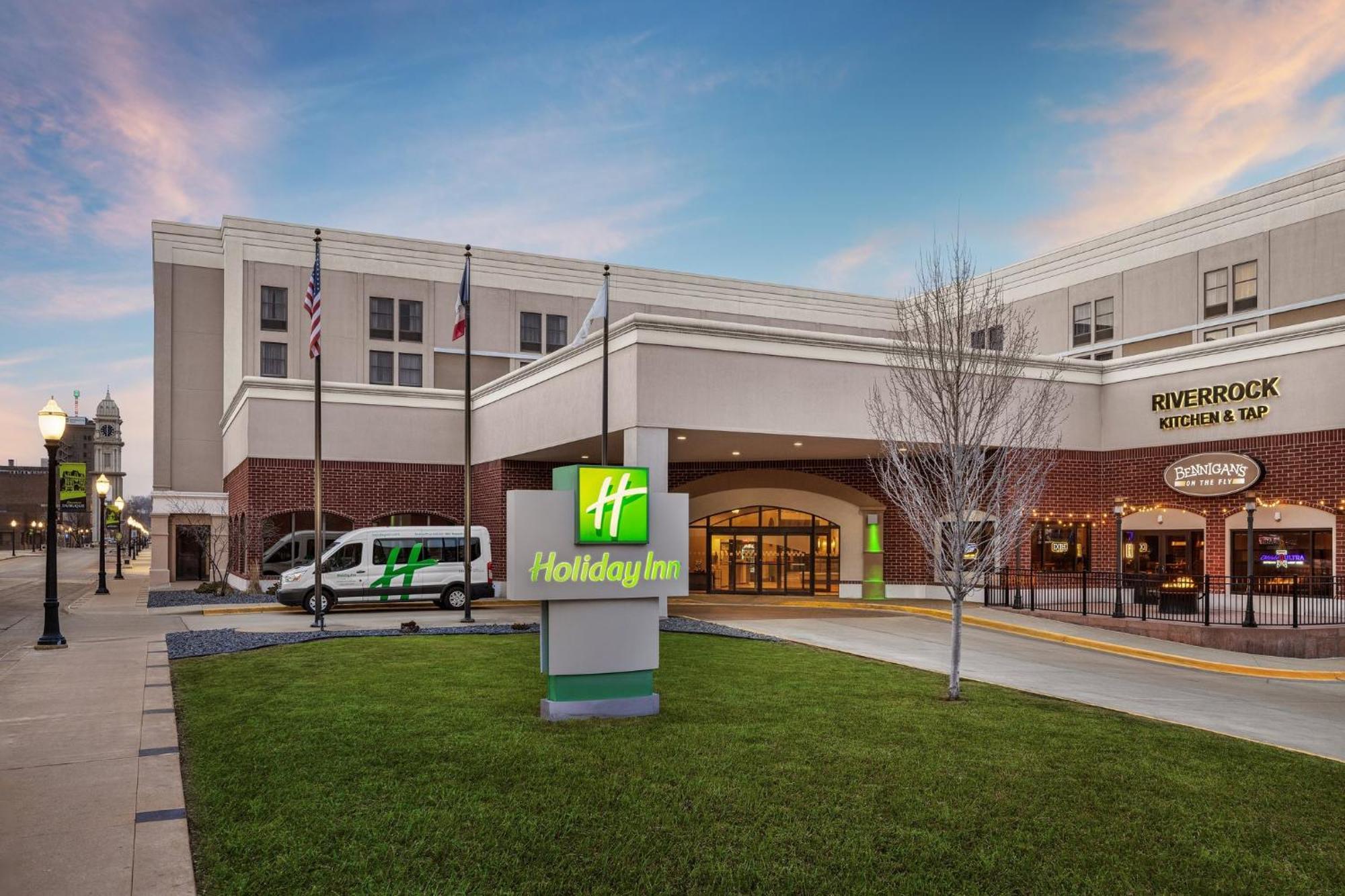 Holiday Inn Dubuque/Galena By Ihg Eksteriør billede